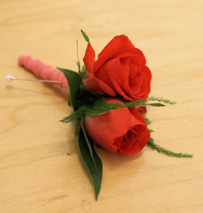 Trump Internationsl Spray Rose Bout.